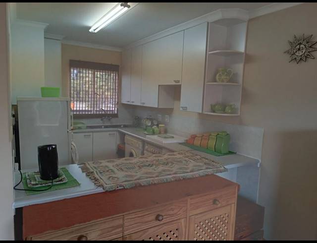 2 BEDROOM TOWNHOUSE FOR SALE IN EDEN GLEN